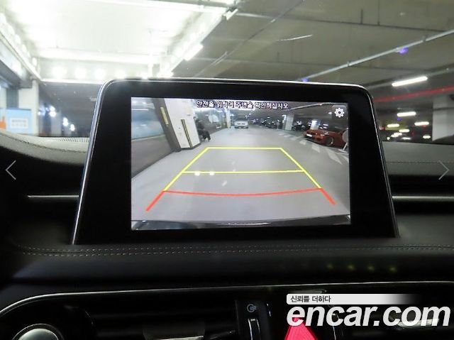 Genesis G70 2019 — photo 14