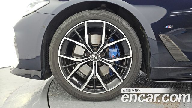 BMW 5-Series 2021 — photo 5