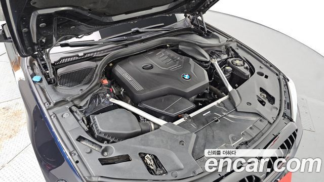 BMW 5-Series 2021 — photo 6