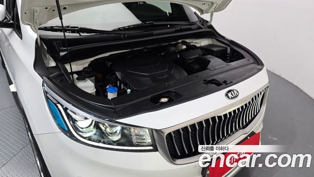 Kia Canival 2019 — photo 6