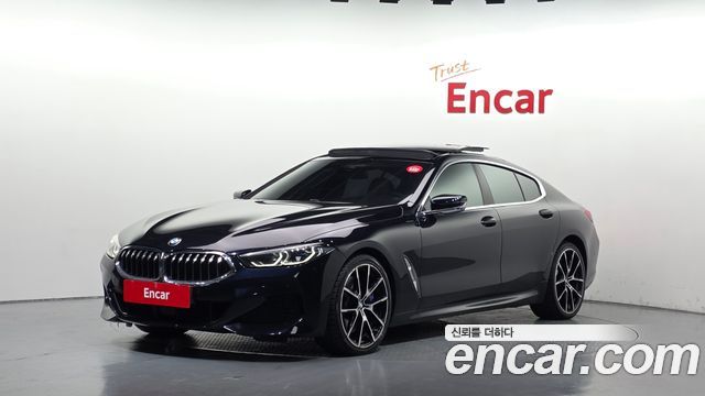 BMW 8-Series 2021 — photo 1