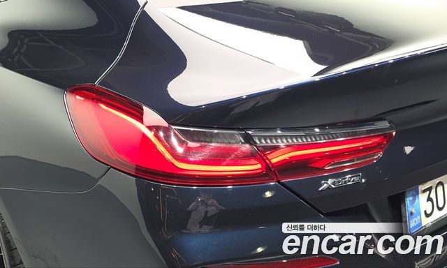 BMW 8-Series 2021 — photo 9
