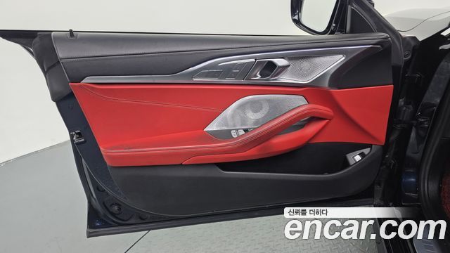 BMW 8-Series 2021 — photo 14