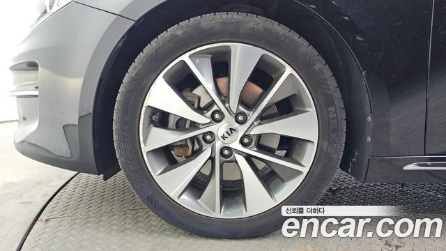 Kia K5 2016 — photo 5
