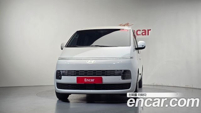 Hyundai Staria 2026 — photo 3