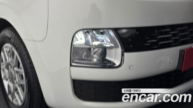Hyundai Staria 2026 — photo 8