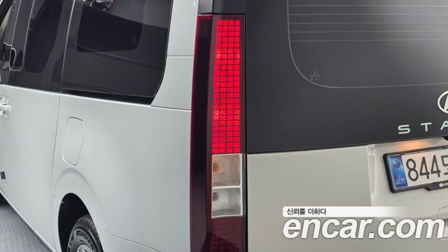Hyundai Staria 2026 — photo 9