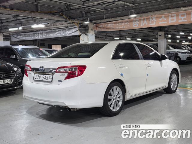 Toyota Camry 2013 — photo 2