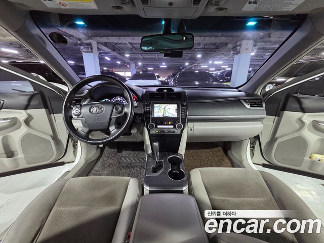 Toyota Camry 2013 — photo 6