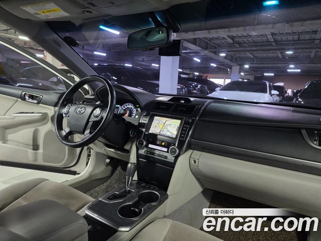 Toyota Camry 2013 — photo 7