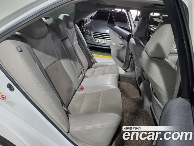 Toyota Camry 2013 — photo 11
