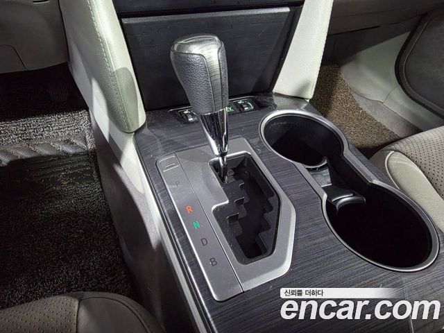 Toyota Camry 2013 — photo 15