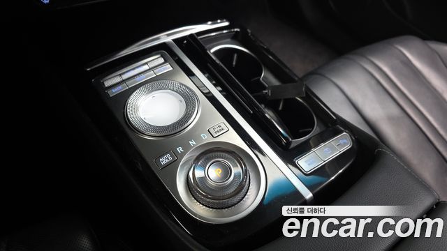Genesis G80 2022 — photo 12