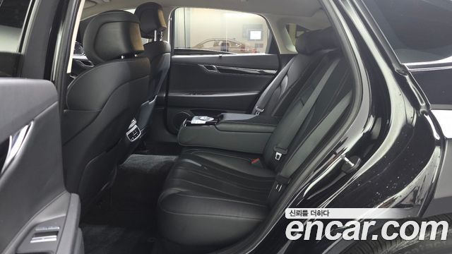 Genesis G80 2022 — photo 18