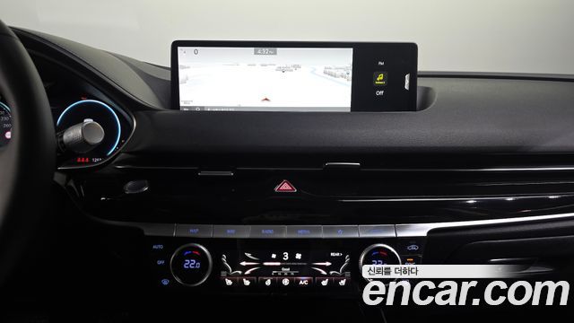 Genesis G80 2022 — photo 20