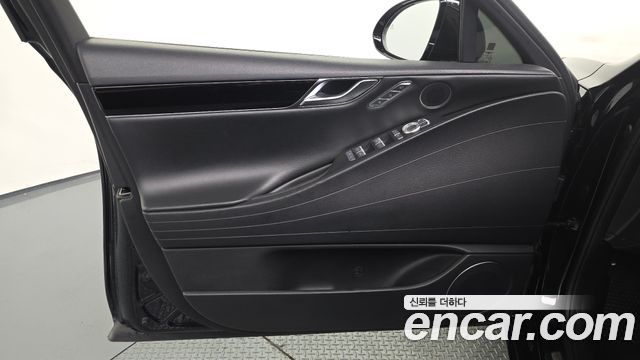 Genesis G80 2022 — photo 14