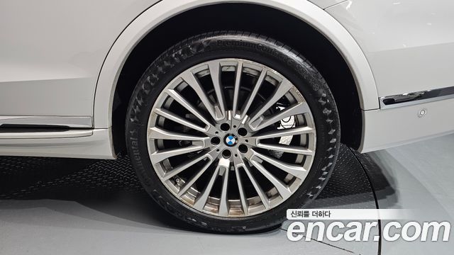 BMW X7 2022 — photo 7