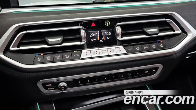 BMW X7 2022 — photo 27