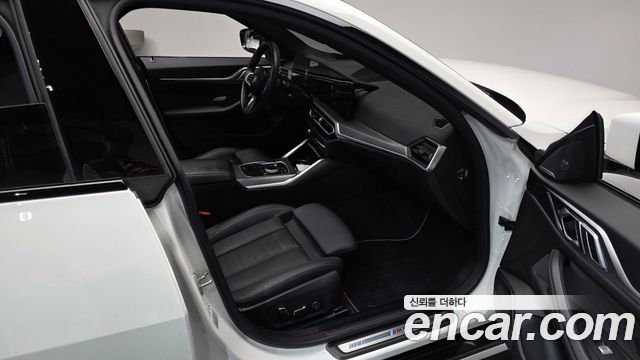 BMW i4 2024 — photo 11