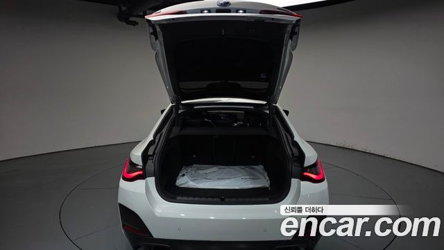 BMW i4 2024 — photo 20