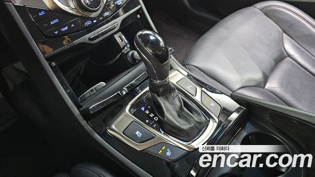 Hyundai Grandeur 2011 — photo 9