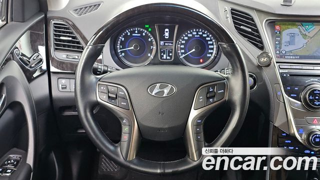 Hyundai Grandeur 2011 — photo 11
