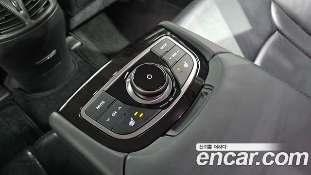 Hyundai Grandeur 2011 — photo 18
