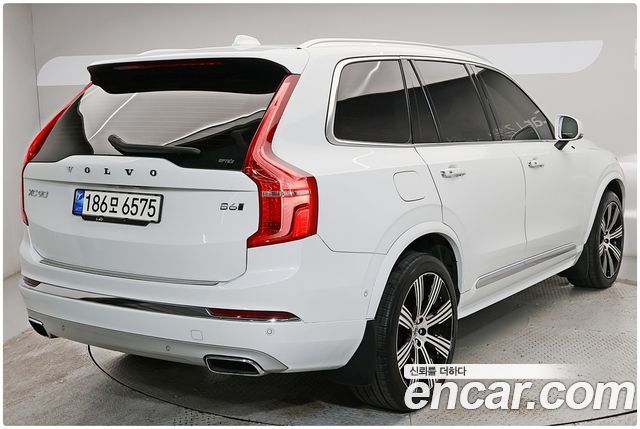 Volvo XC90 2021 — photo 4