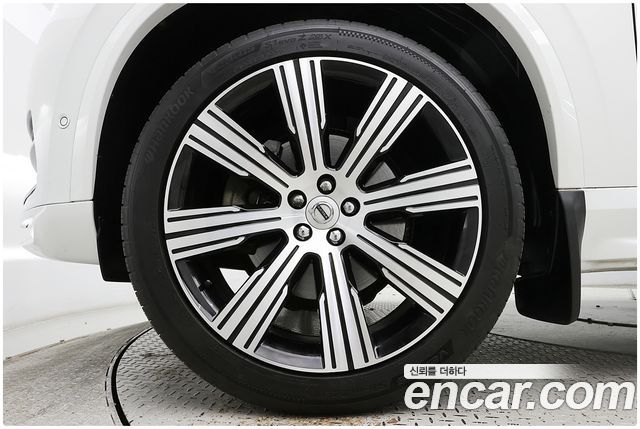 Volvo XC90 2021 — photo 5