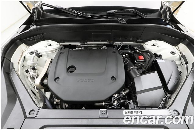 Volvo XC90 2021 — photo 6