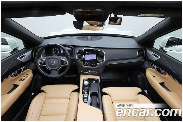 Volvo XC90 2021 — photo 7