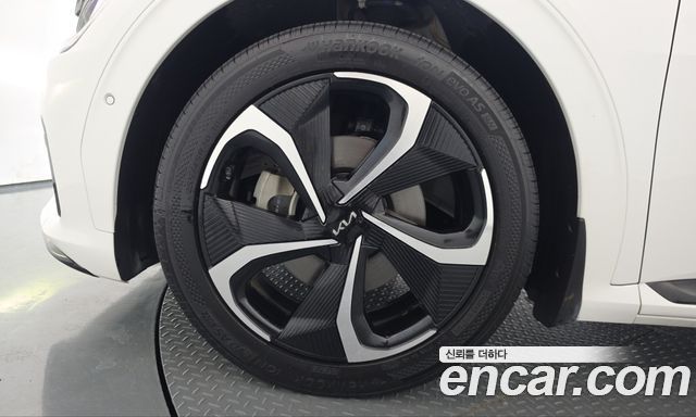 Kia EV6 2023 — photo 5