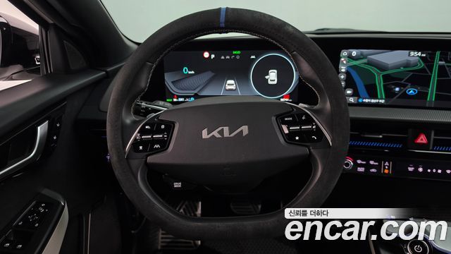 Kia EV6 2023 — photo 19
