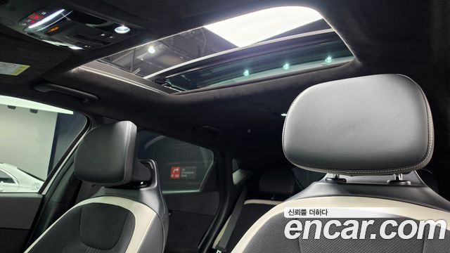 Kia EV6 2023 — photo 21