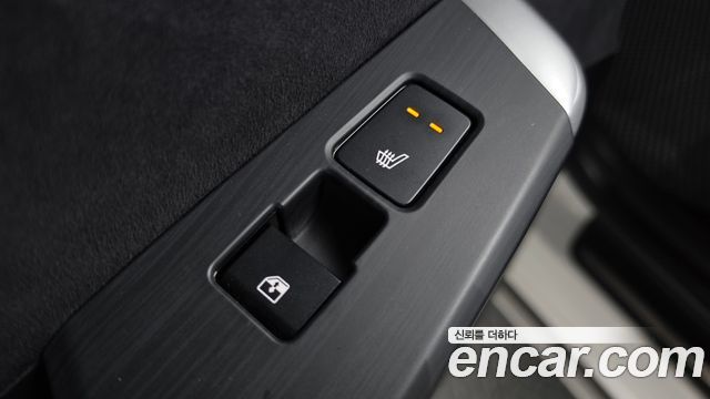 Kia EV6 2023 — photo 28