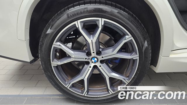 BMW X5 2022 — photo 5