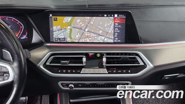 BMW X5 2022 — photo 14