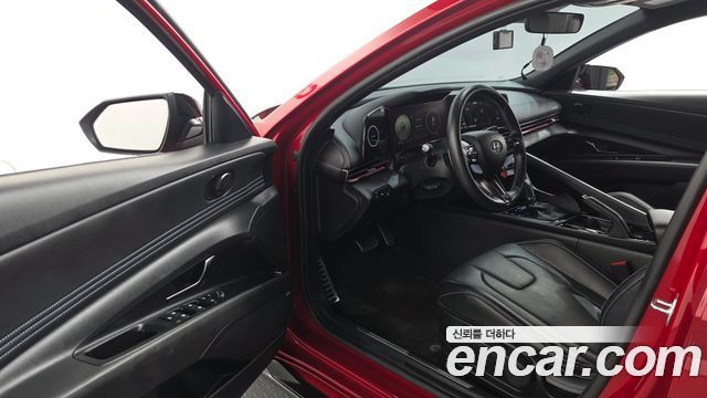 Hyundai AVANTE 2022 — photo 13