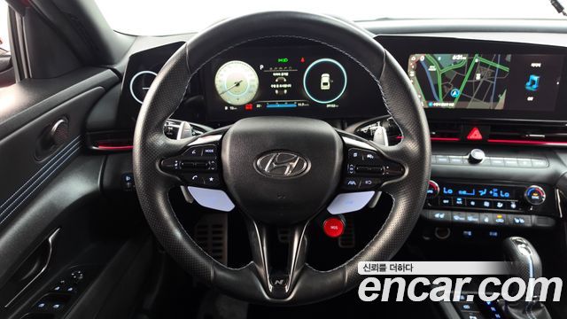 Hyundai AVANTE 2022 — photo 18