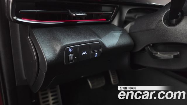 Hyundai AVANTE 2022 — photo 24