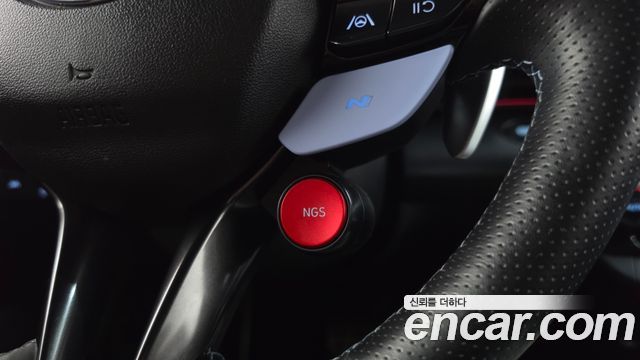 Hyundai AVANTE 2022 — photo 25