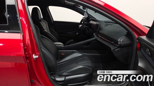 Hyundai AVANTE 2022 — photo 16
