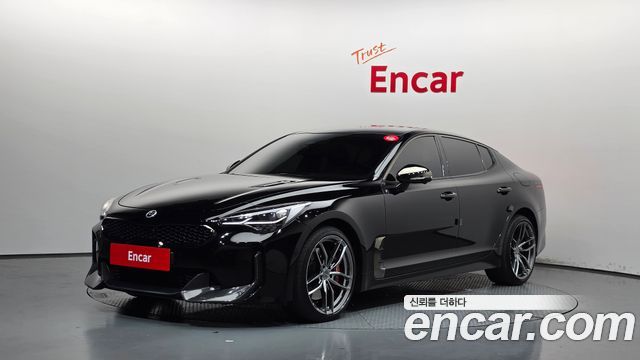 Kia Stinger 2022 — photo 1