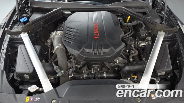 Kia Stinger 2022 — photo 6