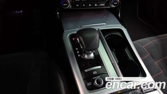 Kia Stinger 2022 — photo 9