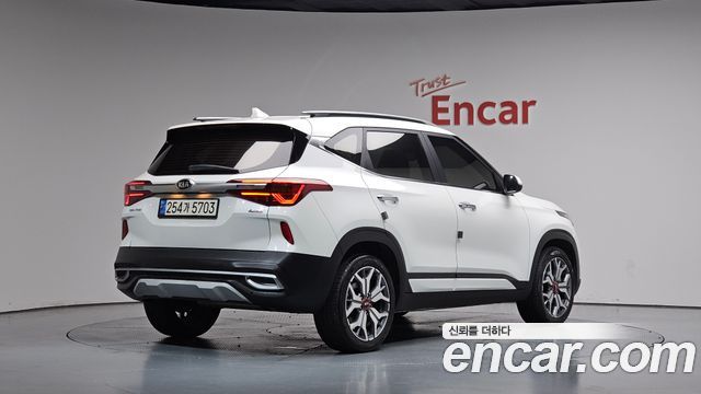 Kia Seltos 2021 — photo 2