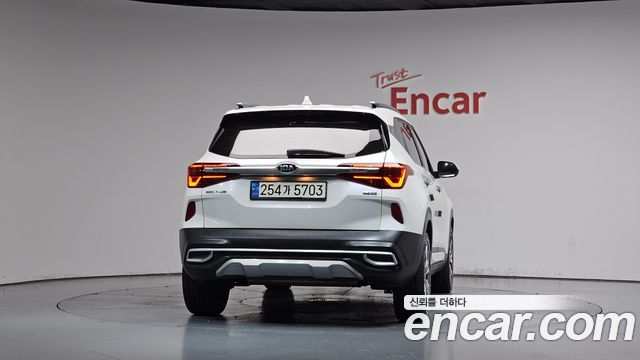 Kia Seltos 2021 — photo 4