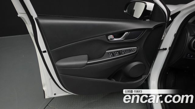 Hyundai Kona 2021 — photo 14