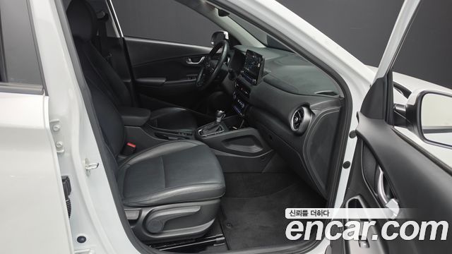 Hyundai Kona 2021 — photo 16