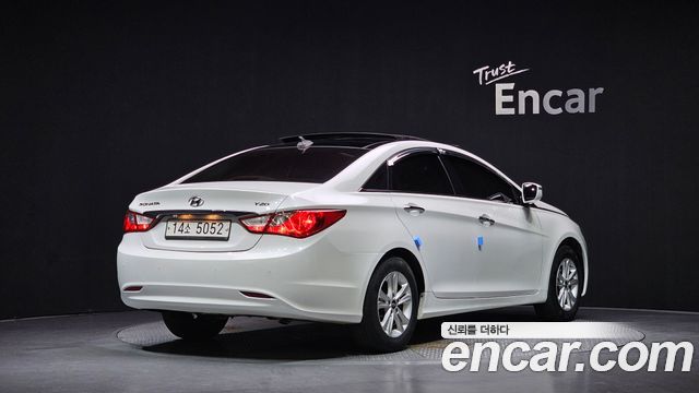 Hyundai Sonata 2012 — photo 2
